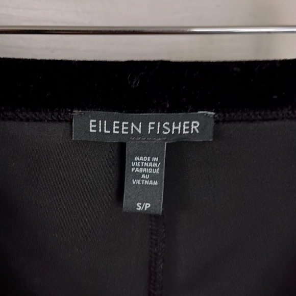Eileen Fisher Velvet Ankle Skinny Pant in Black Size Small - Picture 8 of 9